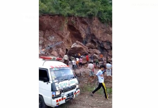 Tertimbun longsor, dua warga Aceh Besar meninggal dunia