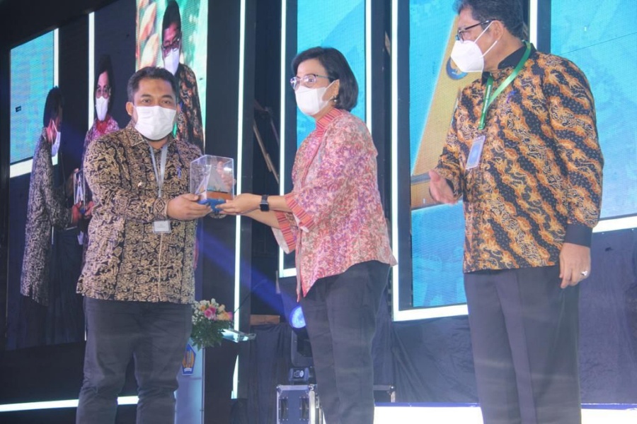 Aceh Besar raih penghargaan dari Menteri Keuangan RI