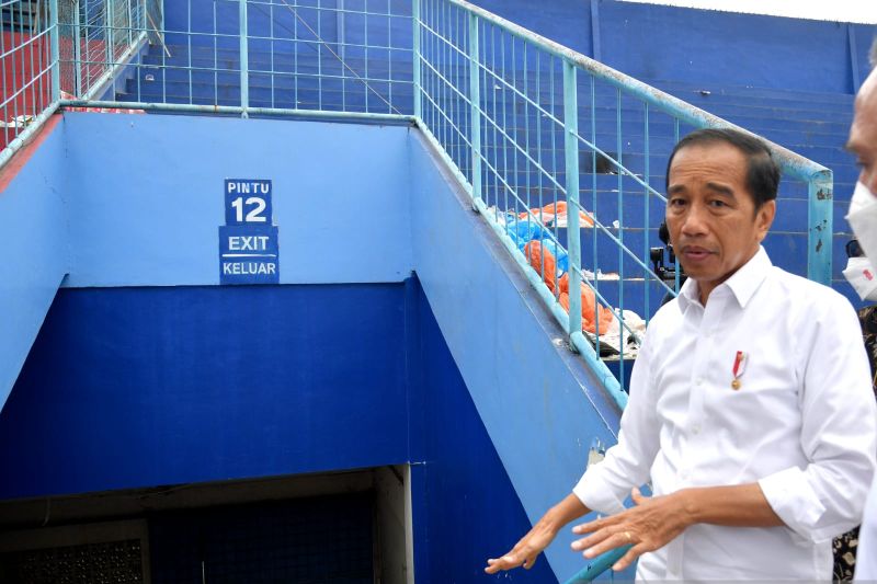 Presiden Jokowi perintahkan audit seluruh stadion bola di Indonesia