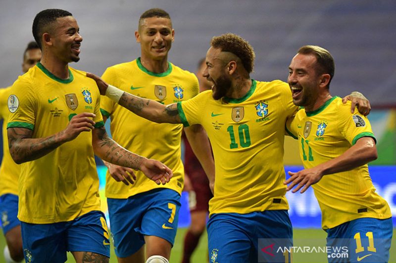 Brazil lumatkan Korea Selatan 4-1