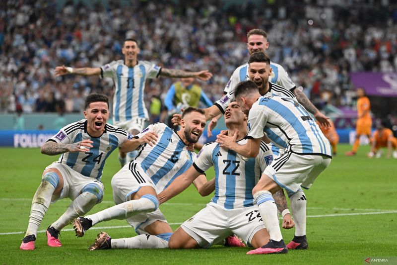 Argentina ke semifinal setelah singkirkan Belanda lewat adu penalti