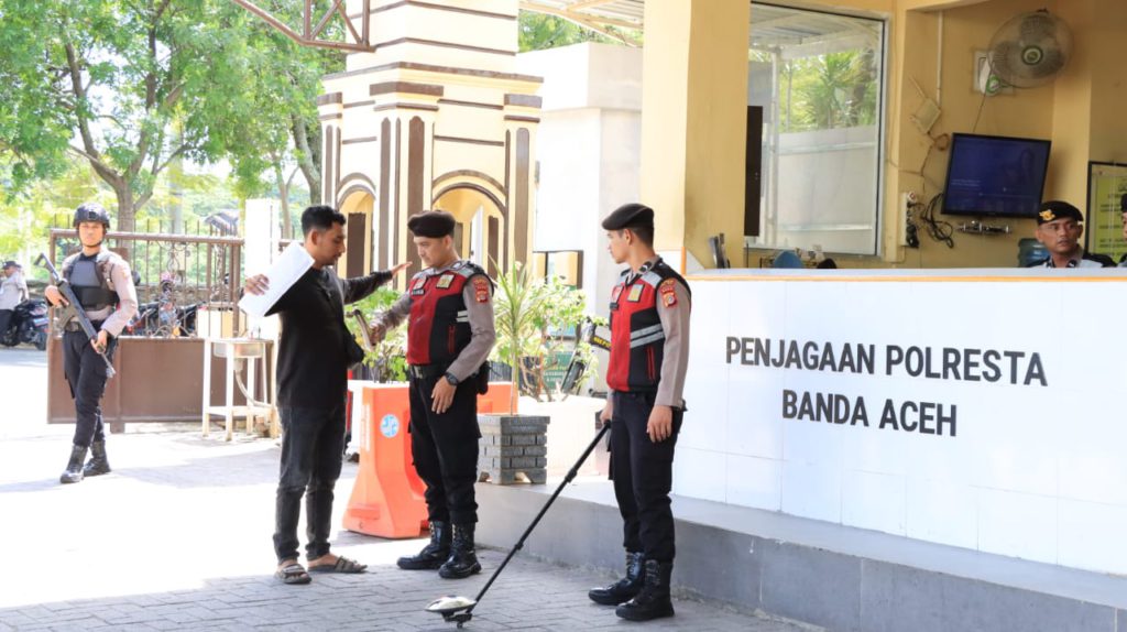 Polresta Banda Aceh dijaga ketat pasca ledakan di Bandung