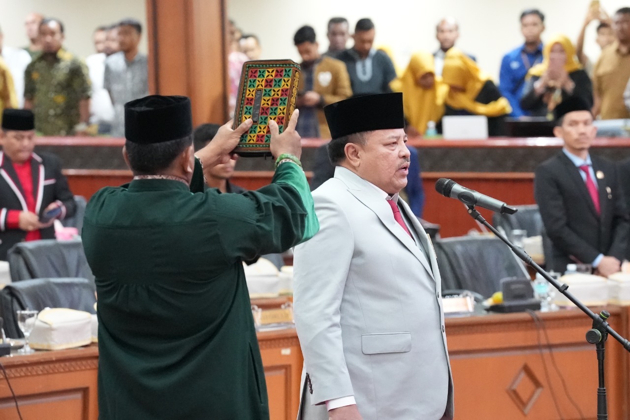 Teuku Raja Keumangan Resmi Jabat Wakil Ketua DPR Aceh