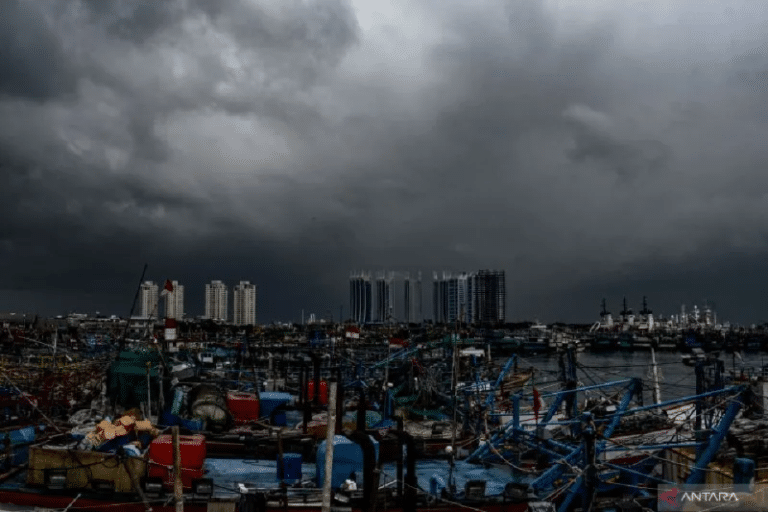 Warga Pulau Simeulue diminta waspadai cuaca ekstrem