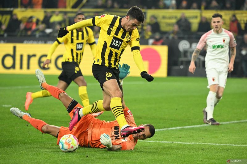 Dortmund tundukkan Augsburg melalui drama tujuh gol