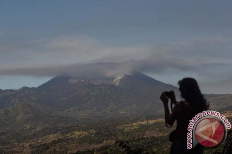 Gunung Ijen Jawa Timur naik status jadi waspada