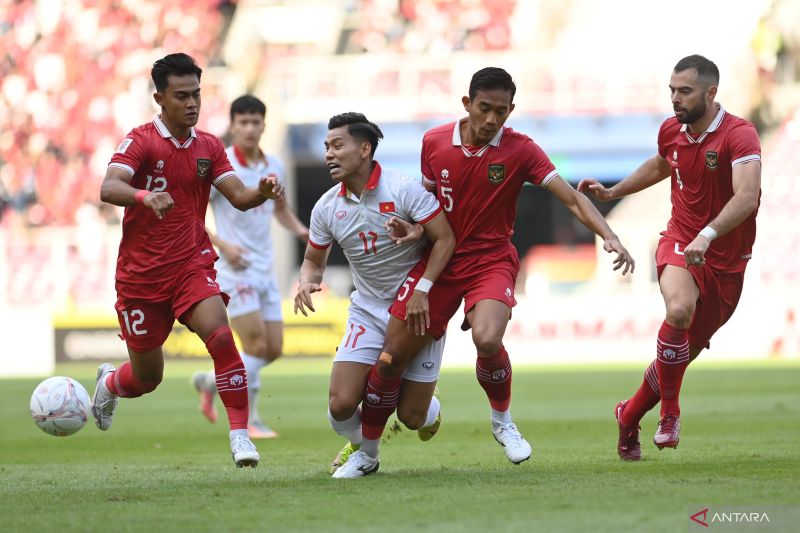 Indonesia bermain tanpa gol kontra Vietnam di semifinal leg pertama