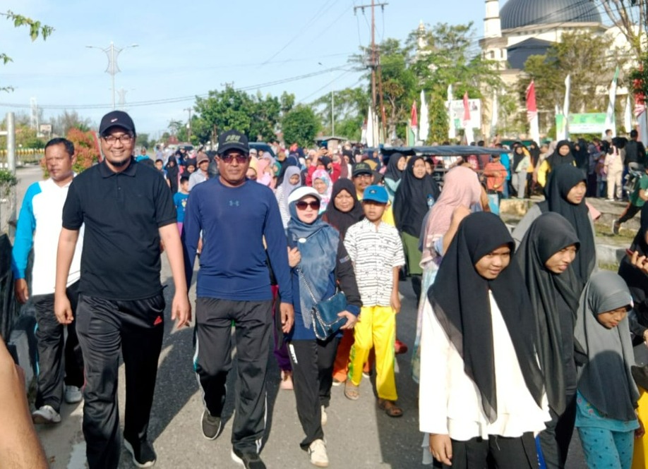 Ribuan masyarakat ikut jalan santai HAB Kemenag Aceh Singkil
