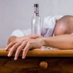 Apa dampak jangka pendek minuman beralkohol bagi tubuh?