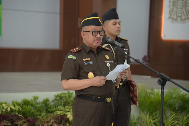 Bambang lantik Rudi Irmawan sebagai Wakajati Aceh