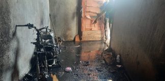 Satu rumah di Aceh Besar terbakar, api diduga berasal dari sepmor