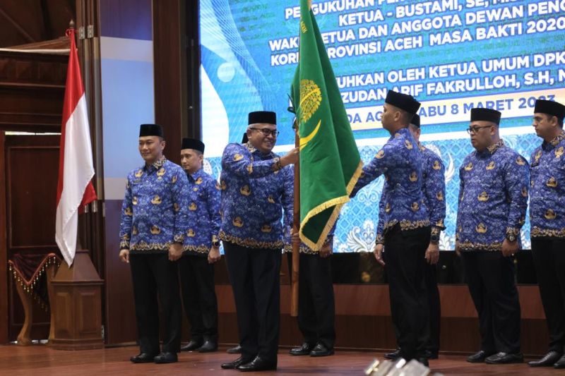 Bustami Hamzah dikukuhkan Ketua Korpri Aceh