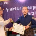 PT Mifa Bersaudara raih penghargaan dari KPP Pratama Aceh Barat