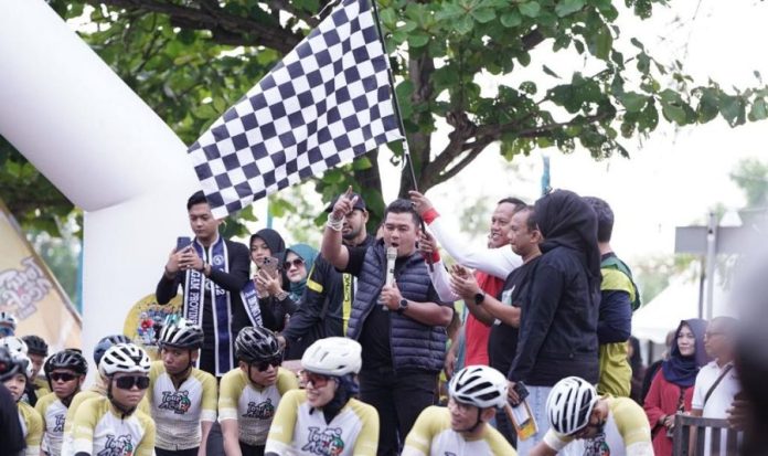 Peserta Tour De Aceh diperkenalkan objek wisata