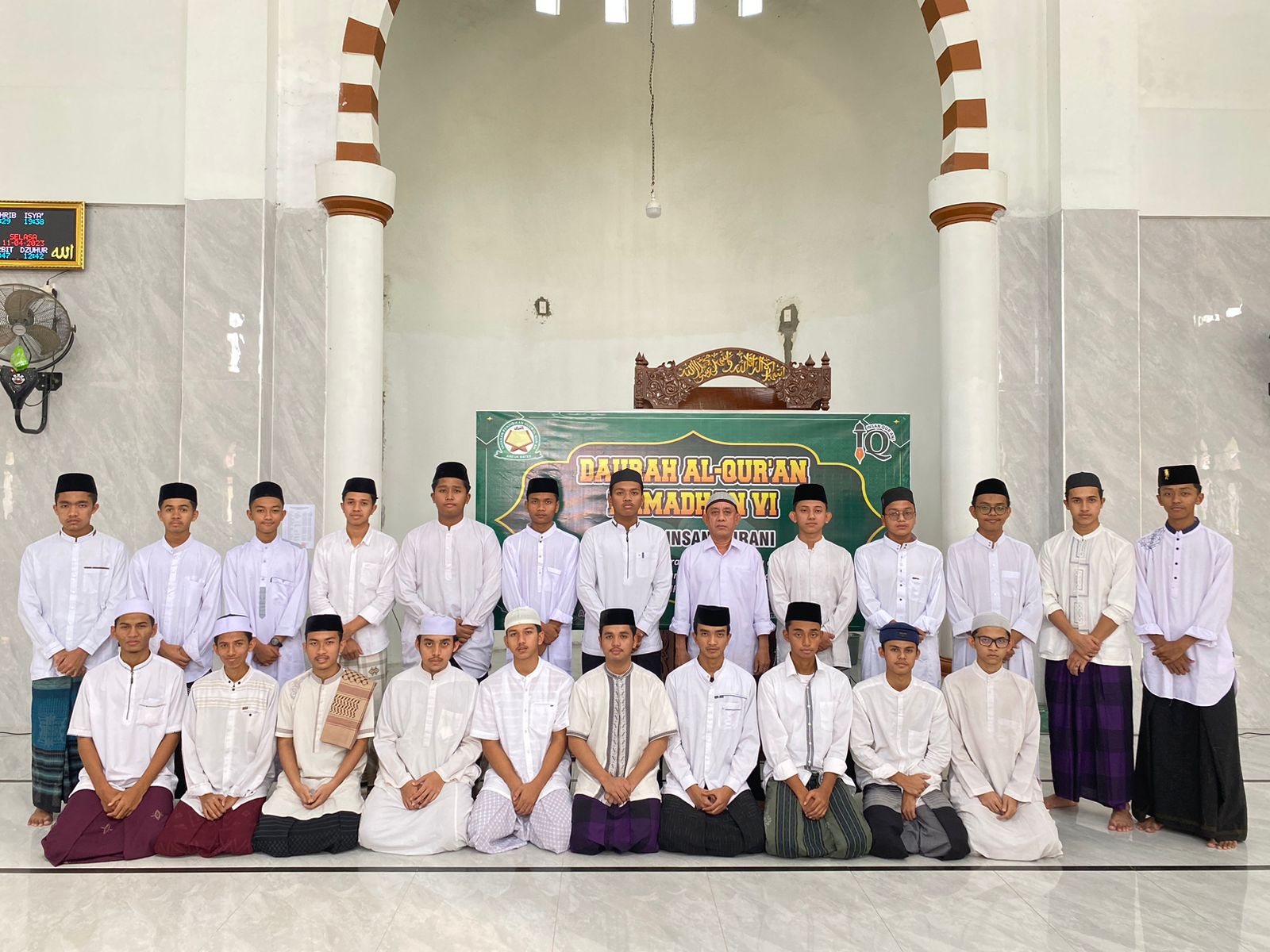 Puluhan santri Dayah IQ Aceh khatam hafal 30 juz selama Ramadhan