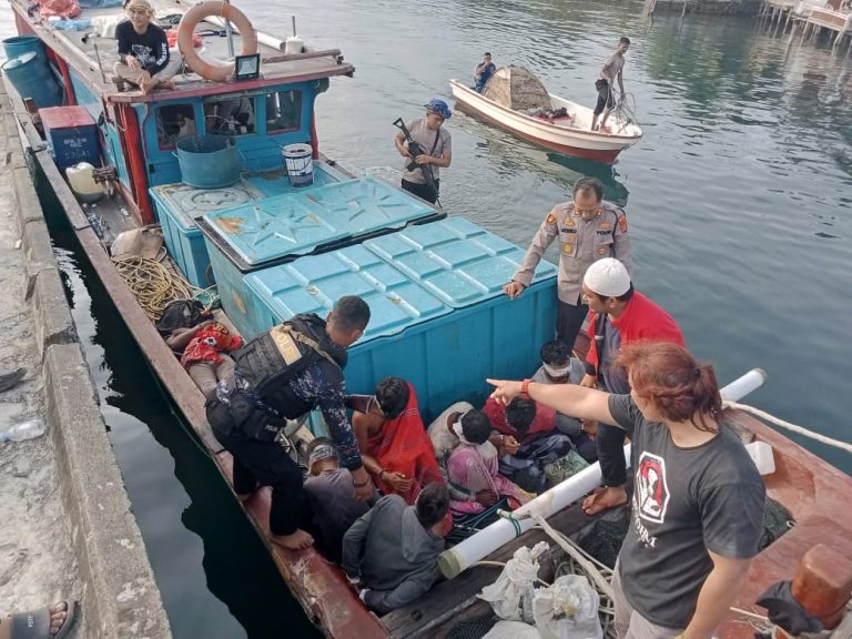 Tim gabungan tangkap delapan nelayan di Simeulue