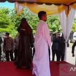 Enam warga Aceh Utara di cambuk