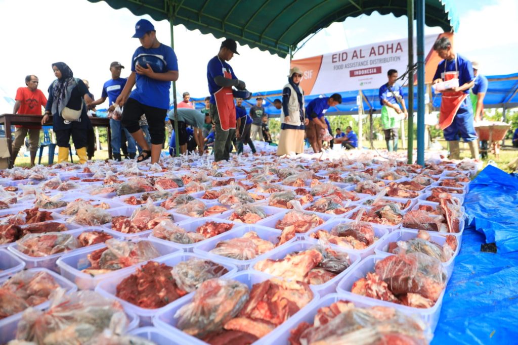 SIF dan YKMI distribusi 1.500 paket daging kurban di Aceh Barat Daya