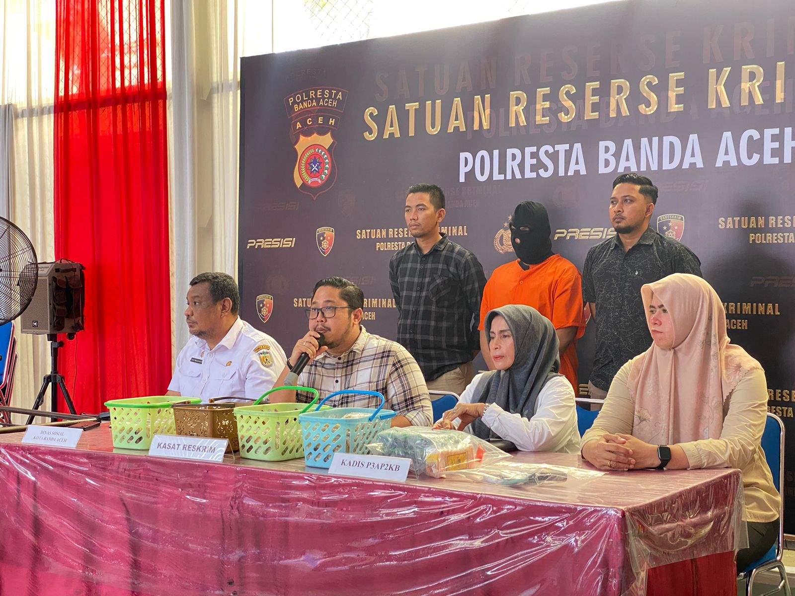Eksploitasi anak jual buah potong, pria di Aceh Besar raup keuntungan Rp 1 juta per hari