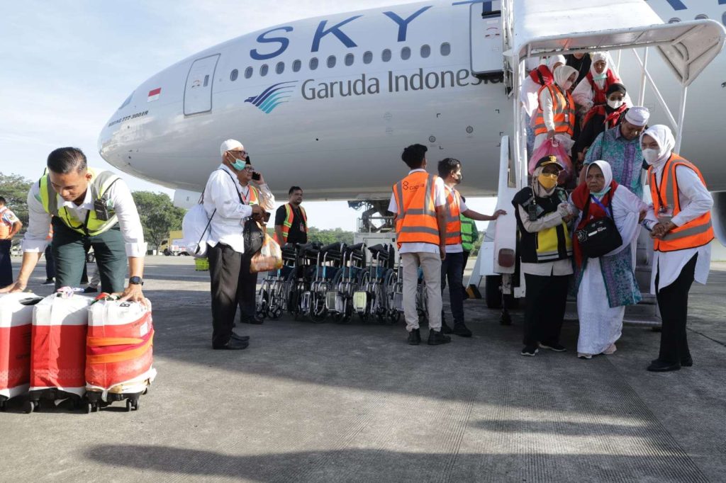Jemaah haji Aceh kloter dua tiba di Banda Aceh, dua orang ditunda pulang