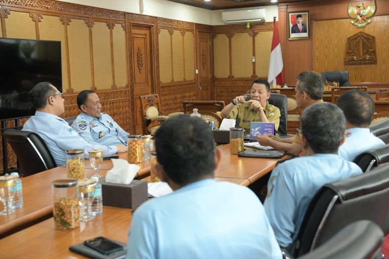 Bertemu Pj Gubernur, Plh Kakanwil Kemenkumham Aceh bahas isu pemasyarakatan-imigrasi