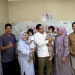 Pj Darmansyah dan istri besuk dua balita asal Abdya di Jakarta