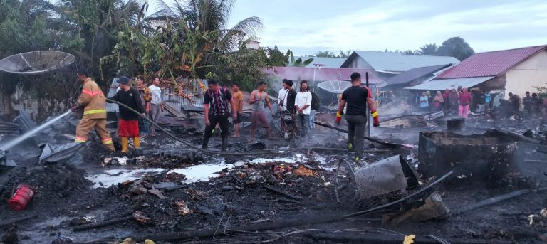 Enam ruko di Nagan Raya ludes terbakar