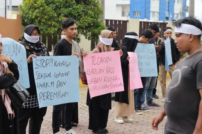 Kecam penangguhan pelaku kekerasan seksual, Gerakan Orang Muda Menggugat geruduk MS Banda Aceh