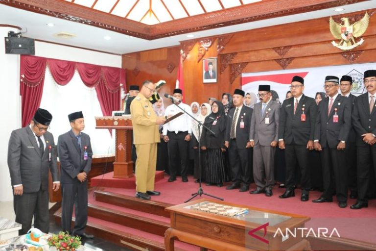 Walikota Lhokseumawe lantik 81 pejabat