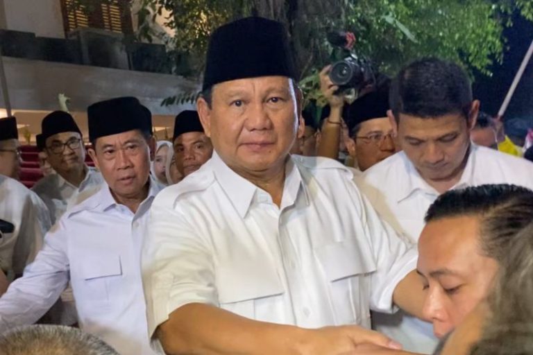 Prabowo Subianto nyoblos di Bojong Koneng