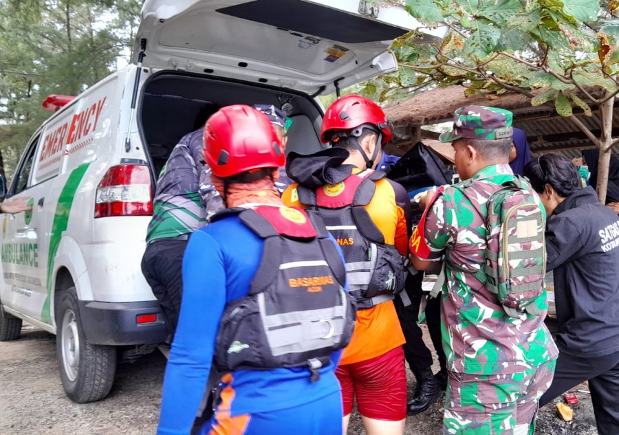 Dua hari tenggelam di Pantai Lhoknga, warga Aceh Timur ditemukan meninggal dunia