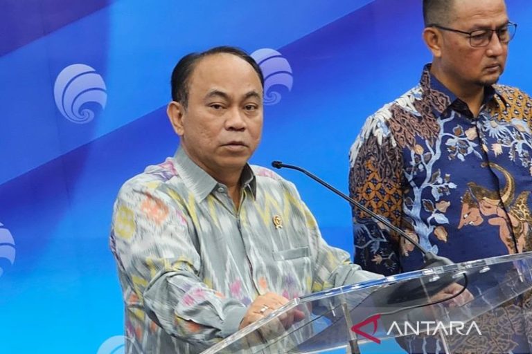 Transaksi judi online capai Rp350 triliun, Kemekominfo minta OJK blokir 2.760 rekening