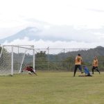 Tim Eksekutif Pemkab Aceh Besar libas Skuad Camat 5-1, Bang Wanto sumbang 4 gol