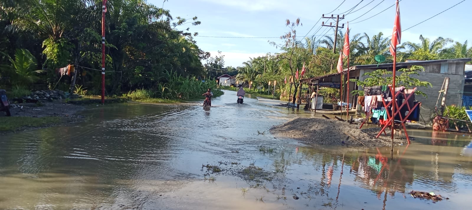 Banjir rendam tujuh gampong di Tripa Makmur