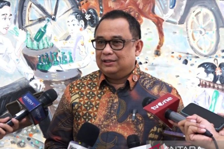 Presiden tidak bisa berhentikan Firli Bahuri