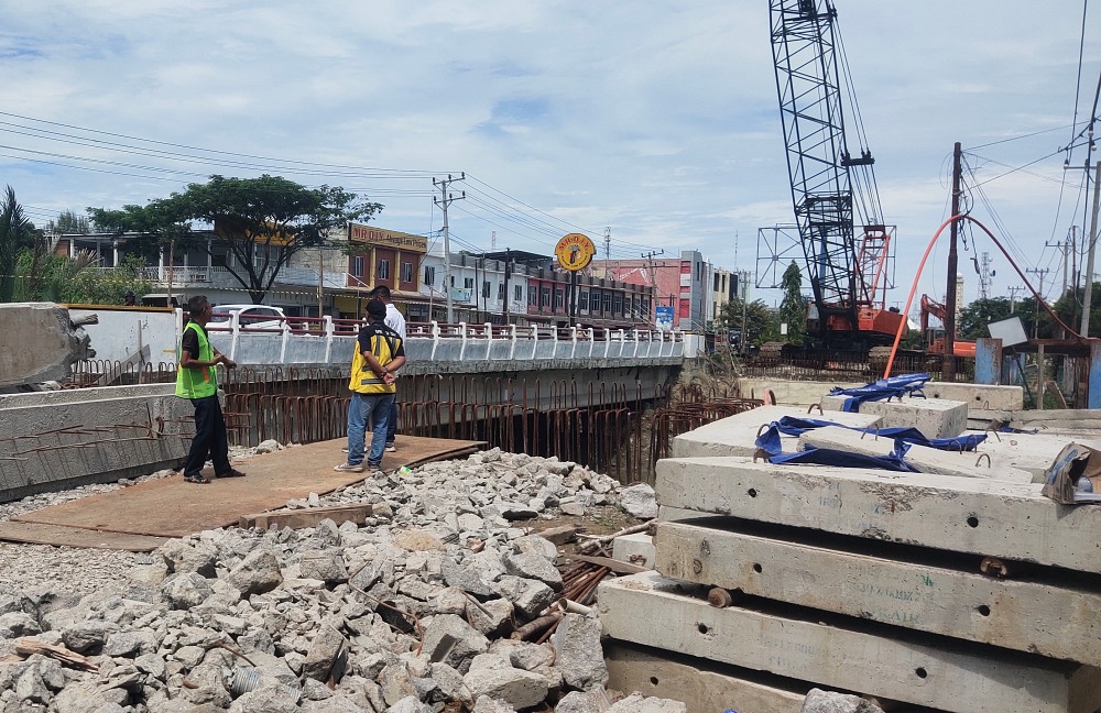 Gelagar beton ambruk, BPJN Aceh stop proyek Jembatan Krueng senilai Rp14,5 miliar