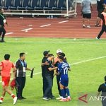 Pertandingan PSIS dan PSS Sleman berakhir ricuh