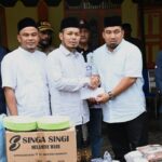 Pj Bupati Aceh Besar serahkan bantuan massa panik untuk Dayah Babul Maghfirah
