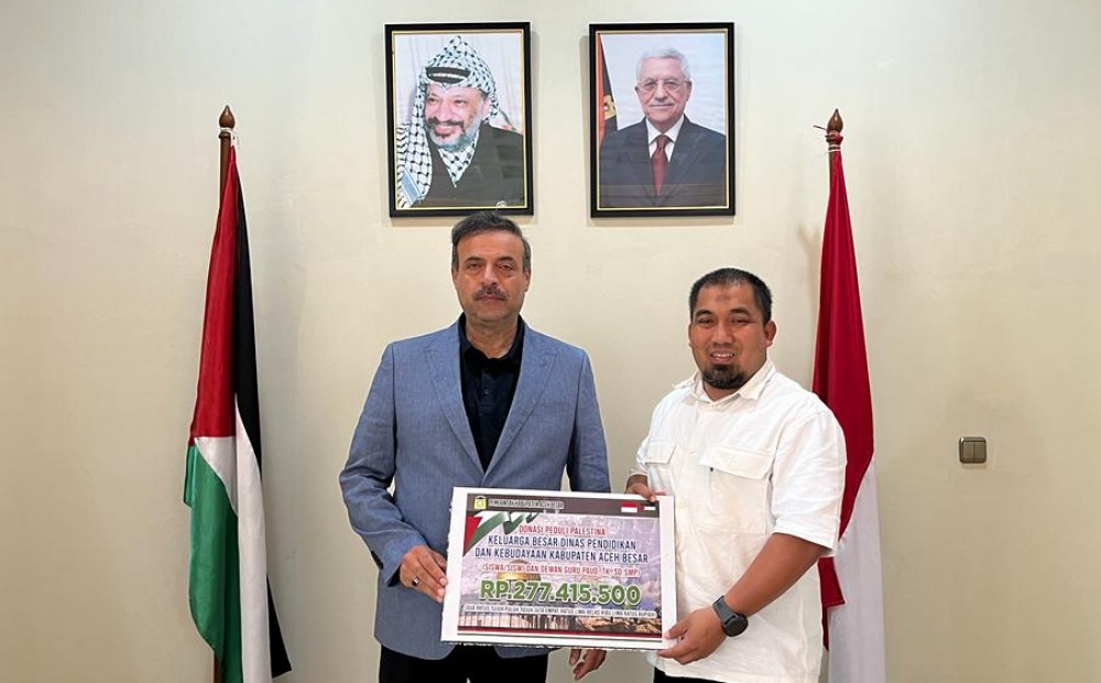 Siswa di Aceh Besar donasi Rp277,4 juta untuk Palestina, diserahkan oleh Pj Muhammad Iswanto