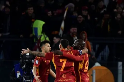 AS Roma gilas Frosinone 3-0