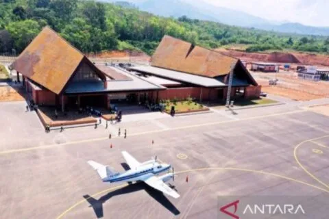 Bandara Abdul Haris Nasution di Aek Godang Mandailing sudah difungsikan, menunggu diresmikan