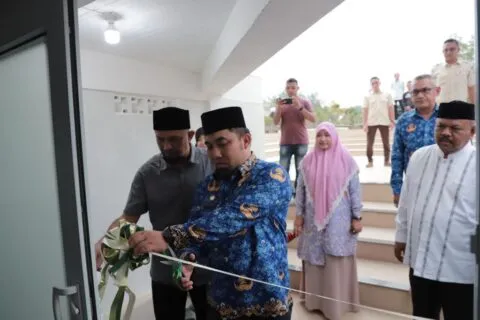 Pj Bupati Aceh Besar resmikan fasilitas wudhu wanita di Mesjid Agung Al Munawwarah