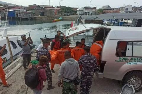 Warga Aceh ABK KM Alam Bahari yang hilang di NTT ditemukan meninggal dunia