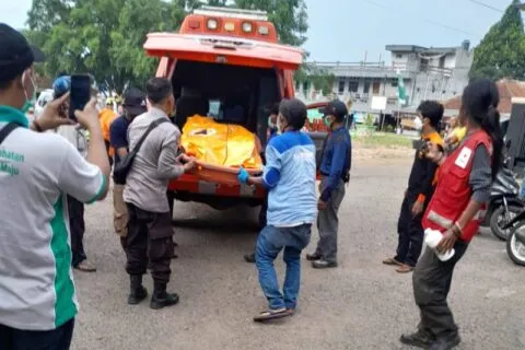 Hilang 10 hari terseret arus selokan, bocah 5 tahun warga Garut ditemukan meninggal di Sumedang