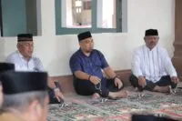 Pj Bupati Aceh Besar takziah ke rumah almarhum Waled Husaini