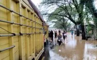 Banjir rendam tiga kecamatan di Nagan Raya, jalan nasional lintas barat macet total