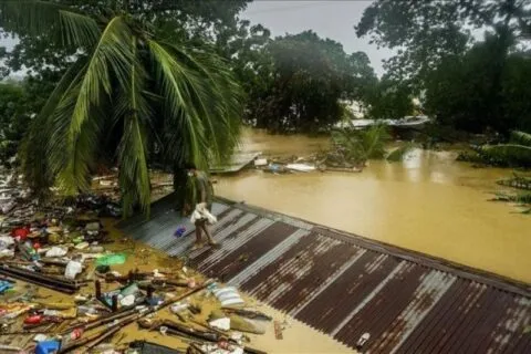 Topan Remal hantam Bangladesh, 800 ribu warga dievakuasi