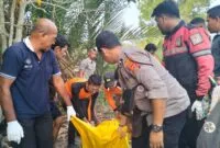 Jasad Mulia Sarni tersangkut jaring nelayan di Aceh Utara