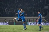 Gilas Madura United 0-3, Persib Bandung selangkah juara Liga 1 Indonesia