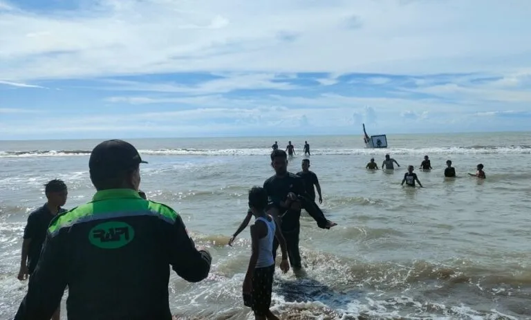Tiga anak tenggelam di Pantai Bantayan Aceh Utara, satu meninggal dunia